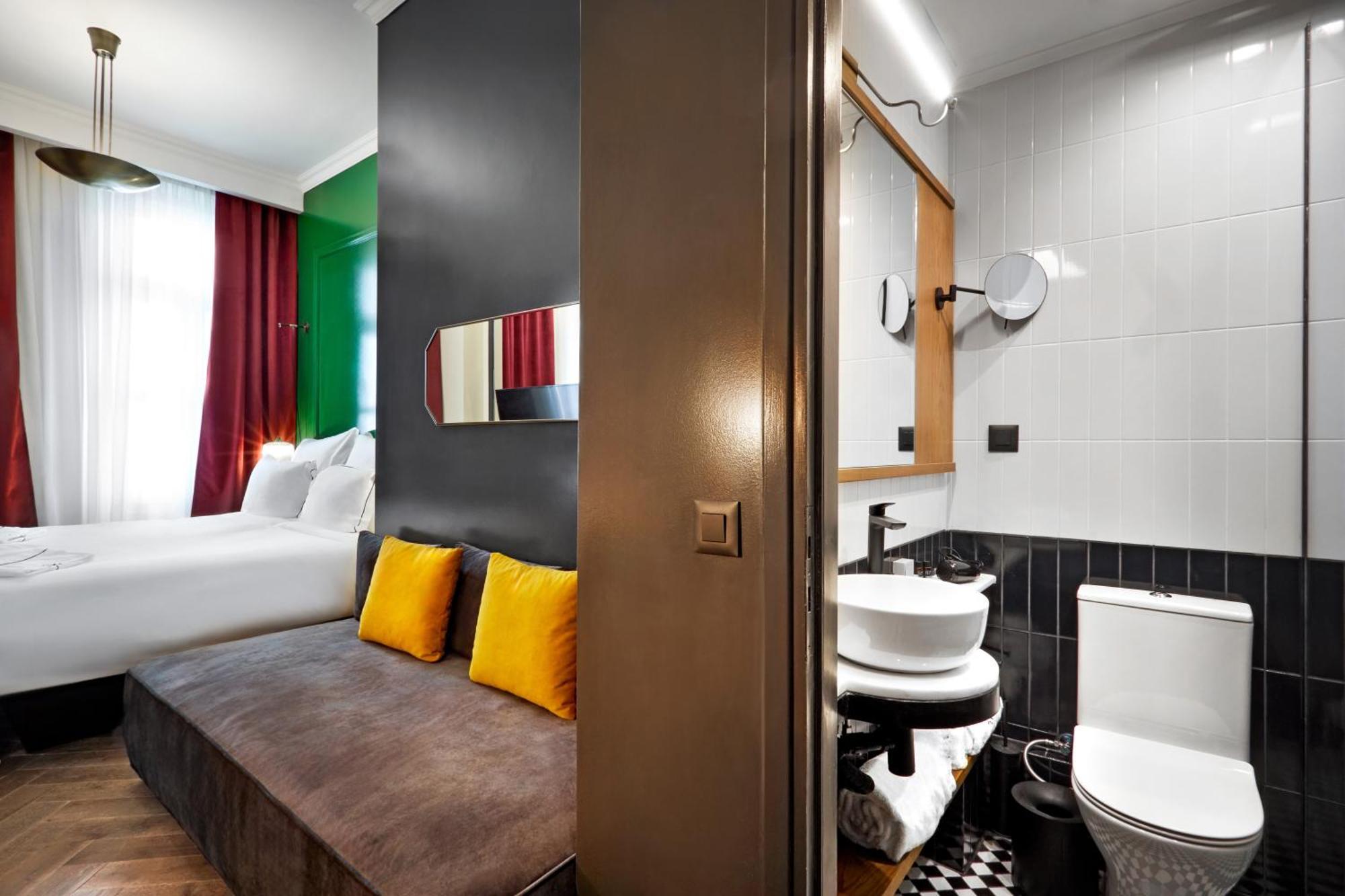 Soho Athinas 60 Hotel Athens Exterior photo